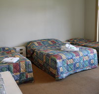 Royal Hotel Orange - Accommodation 4U