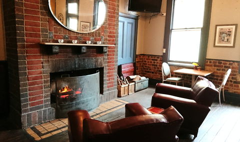 Royal Mail Hotel Braidwood - Accommodation 4U 2