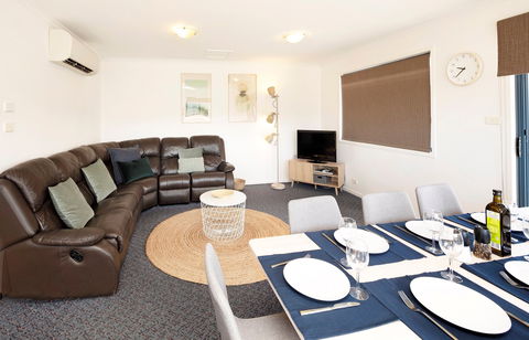 Silvertrees 5 - Accommodation 4U 2