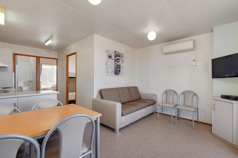 Stansbury Foreshore Caravan Park - Accommodation 4U 1