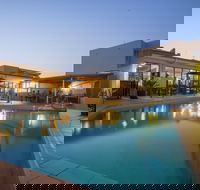 Sydney Beachouse YHA - Collaroy - Accommodation 4U