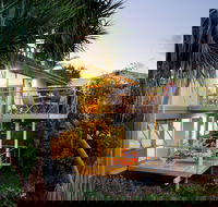 The Retreat Beach Houses - Accommodation 4U