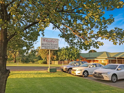 The Leeton Heritage Motor Inn - Accommodation 4U 1