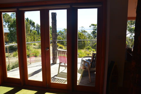 Tree House - The - Accommodation 4U 2