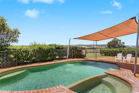 Windsors Edge Estate - Accommodation 4U 0