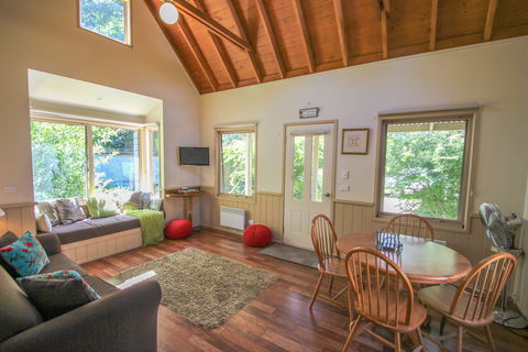 Alpine Arnica Cottages - Accommodation 4U 0