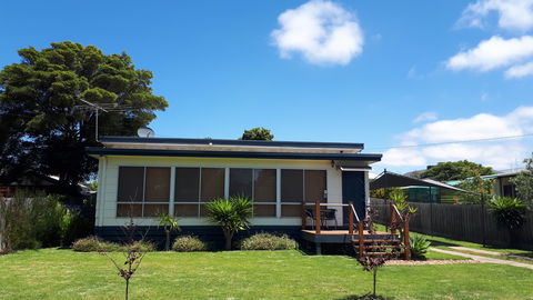 Bay Bell Cottage - Accommodation 4U 0