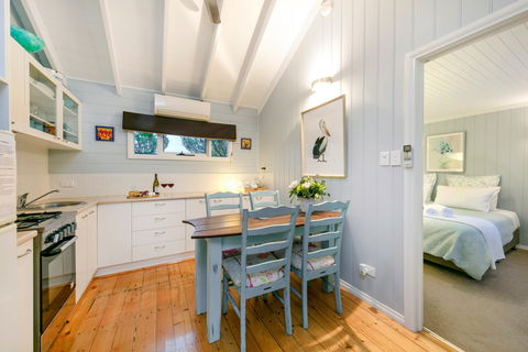 Blue Moon Cottages - Accommodation 4U 1