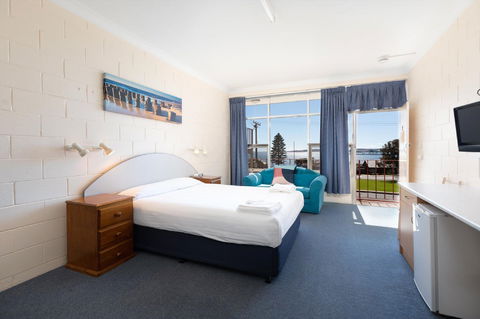 Blue Seas Motel - Accommodation 4U 0