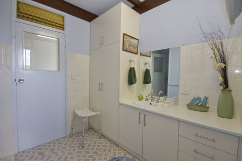 Cavenagh Lodge Bed And Breakfast - Accommodation 4U 2