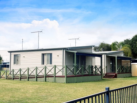 Cee And See Caravan Park - Accommodation 4U 1