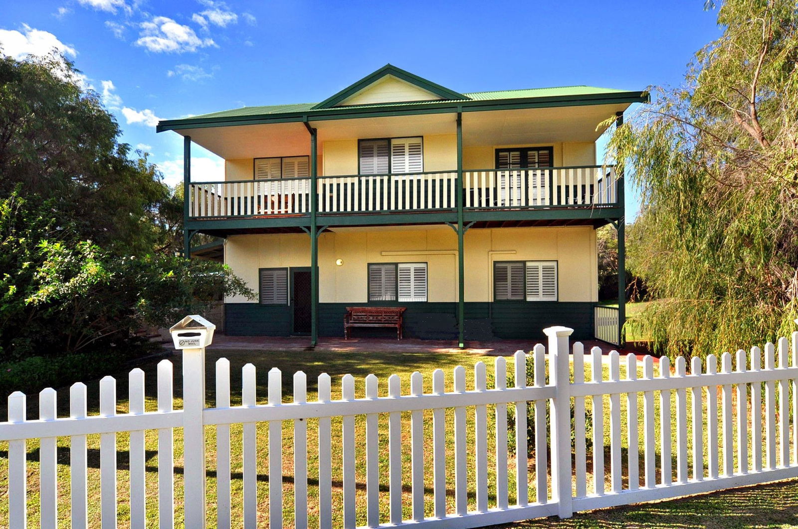 Binningup WA Accommodation 4U
