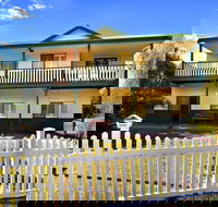 Clemandtines Vintage Beach Estate - Accommodation 4U