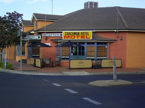 Coachman Hotel Motel - Accommodation 4U 0