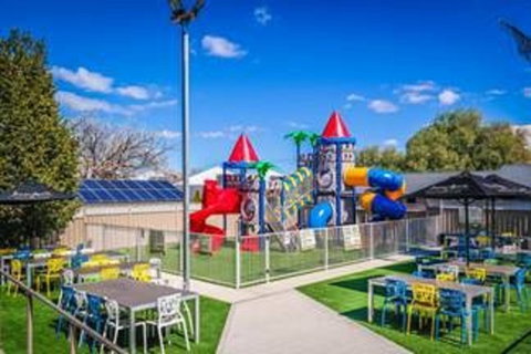 Coachman Hotel Motel - Accommodation 4U 1