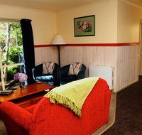 Crays Accommodation - The Esplanade - Accommodation 4U