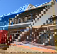 Downtown Apartment on Chandos - Accommodation 4U