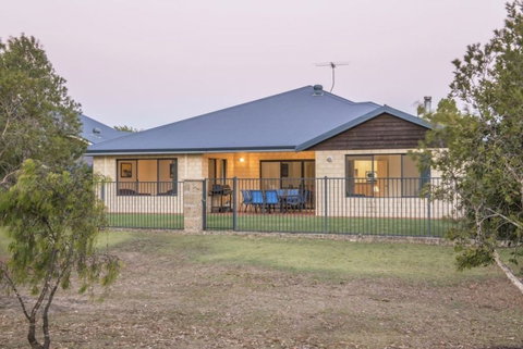 Fairway View - Accommodation 4U 0