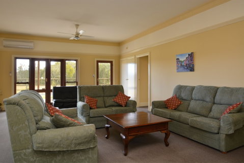 Grasmere Estate Homestead - Accommodation 4U 1