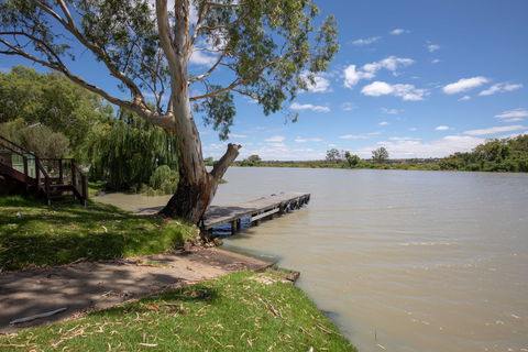Greenbanks - River Shack Rentals - Accommodation 4U 1