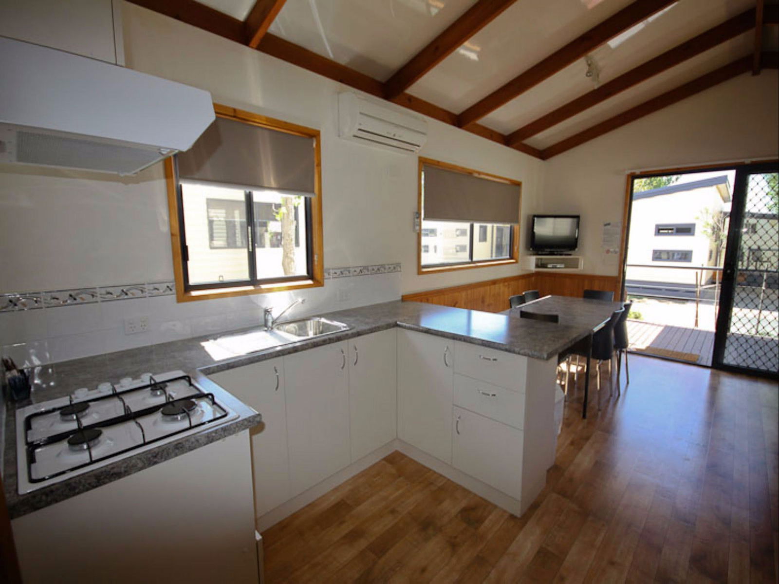  Accommodation 4U
