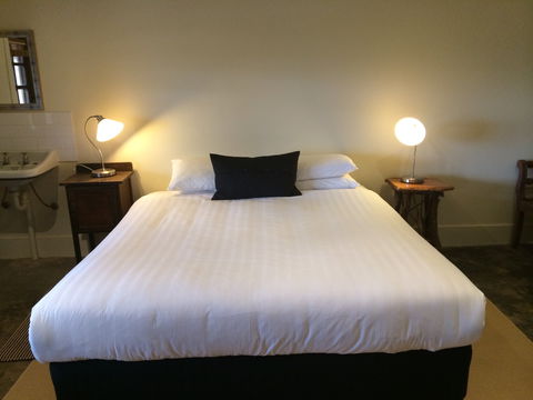 Little Paddock Homestead - Accommodation 4U 0