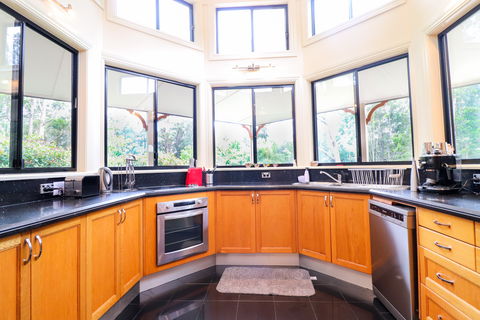 Lumeah House - Accommodation 4U 2