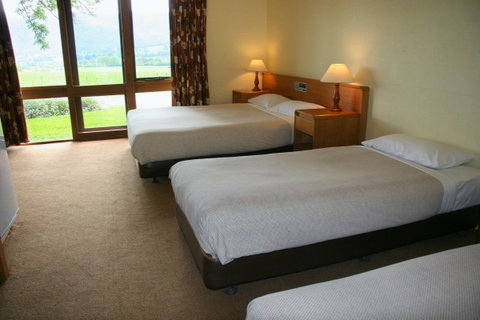 Mountain Creek Motel Bar And Restaurant - Accommodation 4U 2