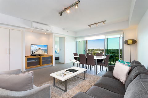 Proximity Waterfront Apartments - Accommodation 4U 2
