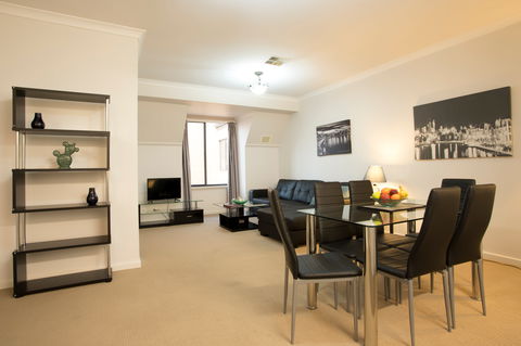 Regal Apartments - Accommodation 4U 0