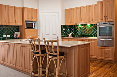 Rosie's Cottage - Accommodation 4U 2