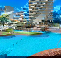 ULTIQA Beach Haven on Broadbeach - Accommodation 4U
