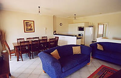 A Beachfront Villa Rockingham - Accommodation 4U 0