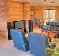 Gladstone Earth and Sea - Accommodation 4U