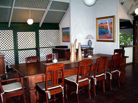 McAlpine House - Accommodation 4U 1