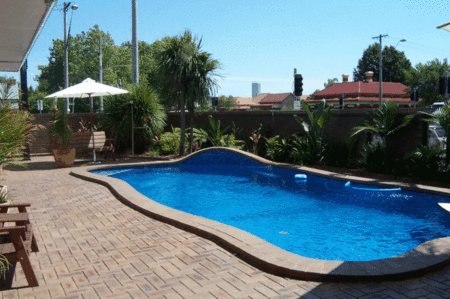 Albury Garden Court Motel - Accommodation 4U 1