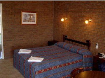 Commercial Golf Resort - Accommodation 4U 4