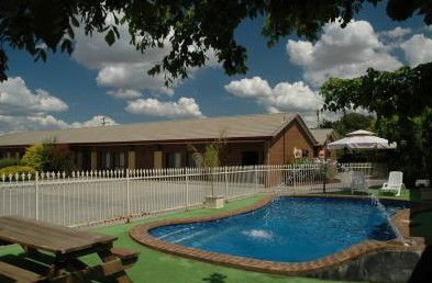 Fountain Court Motor Inn - Accommodation 4U 0