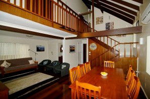 Bonny Hills Beach House - Accommodation 4U 5