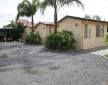 Outback Villas - Accommodation 4U 1