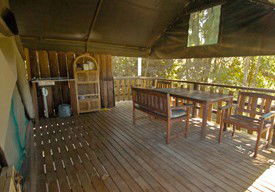 Lions Den Hotel - Accommodation 4U 2