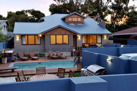 Waikiki Beach Bed And Breakfast - Accommodation 4U 1