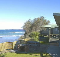Berrara Beach Holiday Chalets - Accommodation 4U