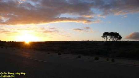 Mundrabilla Motor Hotel - Accommodation 4U 0