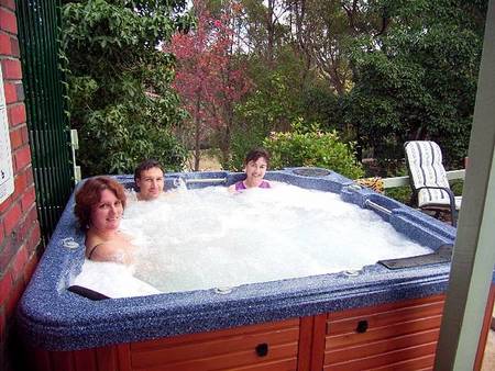Lesmurdie WA Accommodation 4U