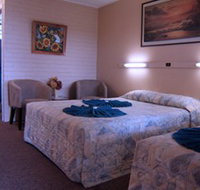 Whitsunday Palms Motel - Accommodation 4U