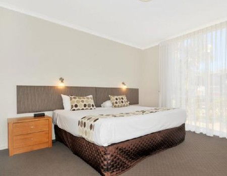 Comfort Inn Crest Mandurah Motel & Apartments - Accommodation 4U 4
