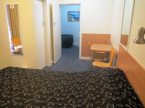Clifton Motel - Accommodation 4U 2