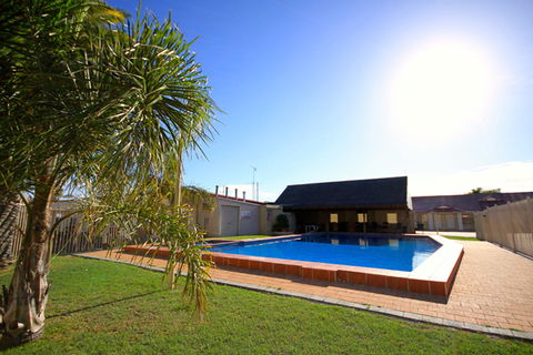 Bunbury Serviced Apartments - Accommodation 4U 1