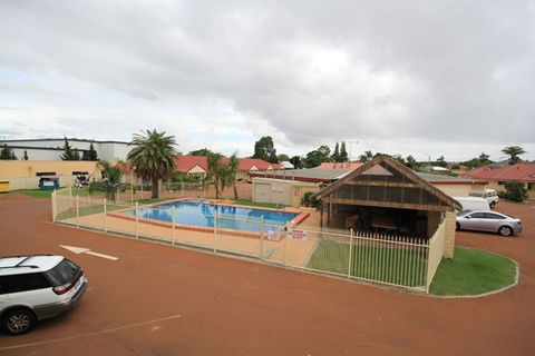 Bunbury Serviced Apartments - Accommodation 4U 2